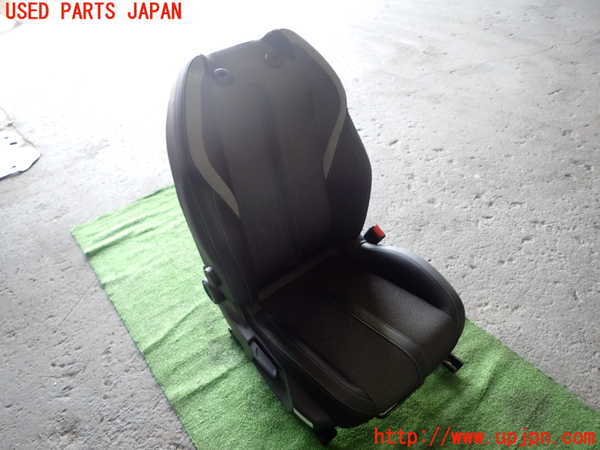 1UPJ-32427035]プジョー・308(P51HN05)運転席シート 中古_m0001.jpg