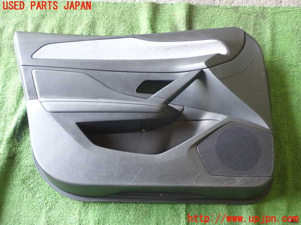 1UPJ-32421264]プジョー・308(P51HN05)左前ドア内張り 中古_m0001.jpg