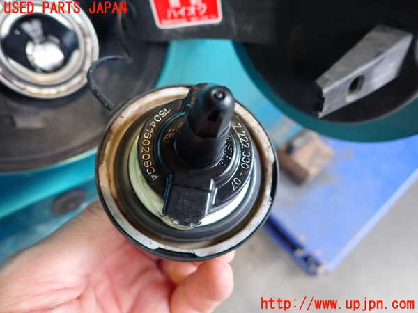 2UPJ-32431690]BMW ミニ(MINI)クーパー コンバーチブル(WG15)(F57)フューエルリッド 中古_m0003.jpg