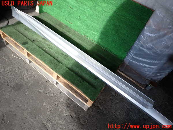 2UPJ-32441390]レクサス・GS350(GRL10)右サイドステップ 中古_m0001.jpg