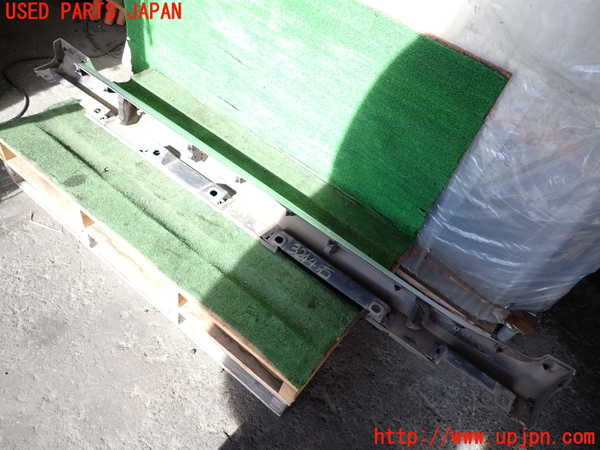 2UPJ-32441390]レクサス・GS350(GRL10)右サイドステップ 中古_m0004.jpg