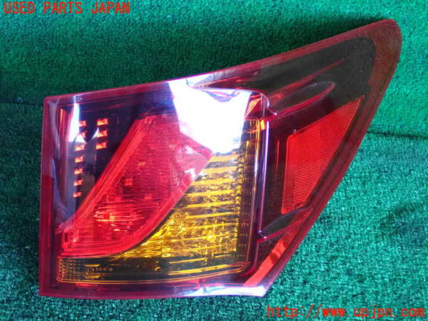2UPJ-32441530]レクサス・GS350(GRL10)右テールランプ 中古_m0001.jpg