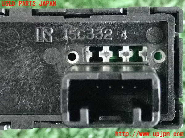 2UPJ-32446308]レクサス・GS350(GRL10)スイッチ3 (トランクオープナー) 中古_m0003.jpg