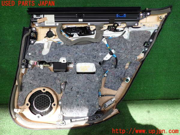 2UPJ-32441324]レクサス・GS350(GRL10)左後ドア内張り 中古_m0004.jpg