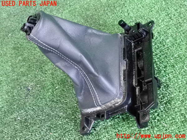 2UPJ-32447575]レクサス・GS350(GRL10)シフトブーツ 中古_m0001.jpg
