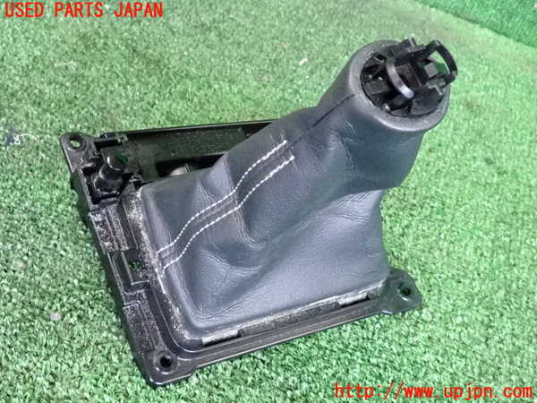 2UPJ-32447575]レクサス・GS350(GRL10)シフトブーツ 中古_m0002.jpg