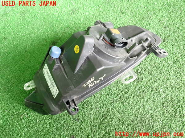 2UPJ-32451180]アウディ・A1 スポーツバック(8XCHZ)右フォグ 中古_m0002.jpg