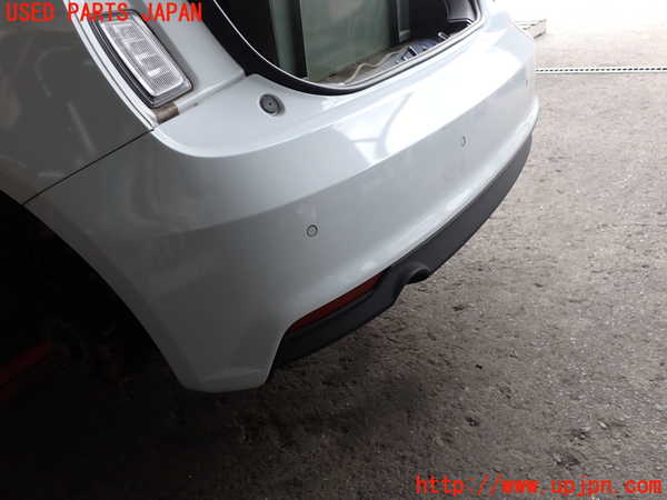 2UPJ-32451610]アウディ・A1 スポーツバック(8XCHZ)リアバンパー 中古_m0003.jpg