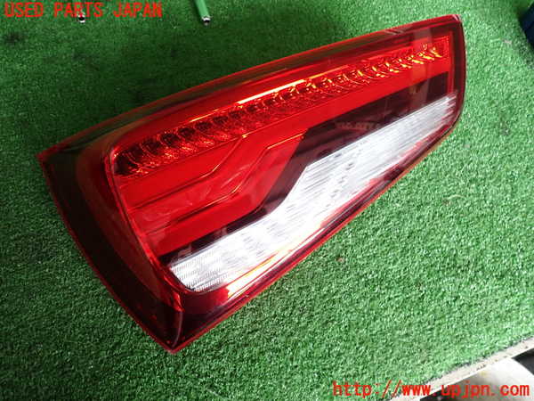 2UPJ-32451536]アウディ・A1 スポーツバック(8XCHZ)左テールランプ 中古_m0001.jpg