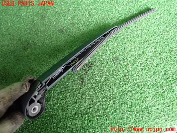2UPJ-32451661]アウディ・A1 スポーツバック(8XCHZ)リアワイパーアーム1 中古_m0002.jpg