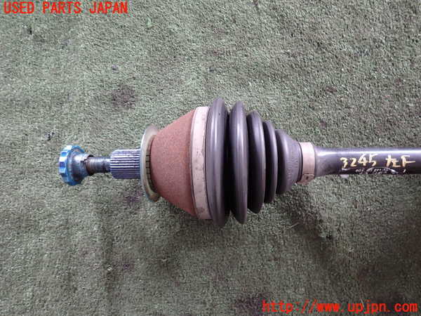 2UPJ-32454015]アウディ・A1 スポーツバック(8XCHZ)左フロントドライブシャフト 中古_m0002.jpg