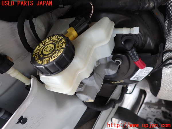 2UPJ-32454050]アウディ・A1 スポーツバック(8XCHZ)ブレーキマスターシリンダー 中古_m0001.jpg