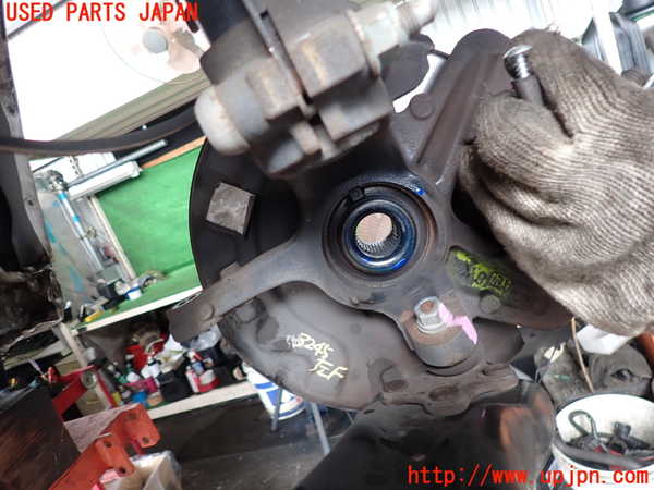 2UPJ-32454295]アウディ・A1 スポーツバック(8XCHZ)左フロントナックルハブ 中古_m0001.jpg