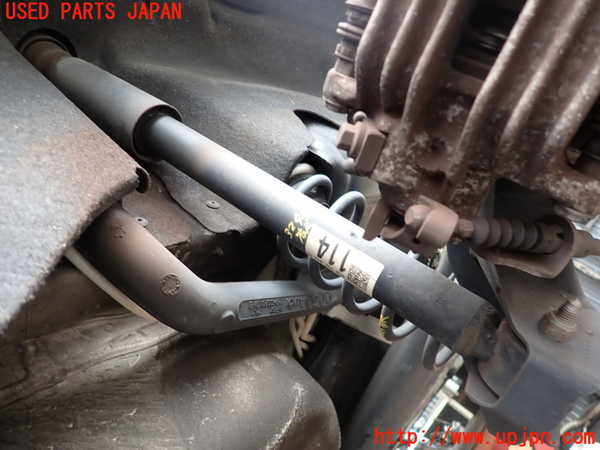 2UPJ-32455070]アウディ・A1 スポーツバック(8XCHZ)右リアショックアブソーバー 中古_m0001.jpg