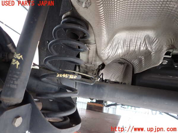 2UPJ-32455105]アウディ・A1 スポーツバック(8XCHZ)左リアスプリング 中古_m0001.jpg