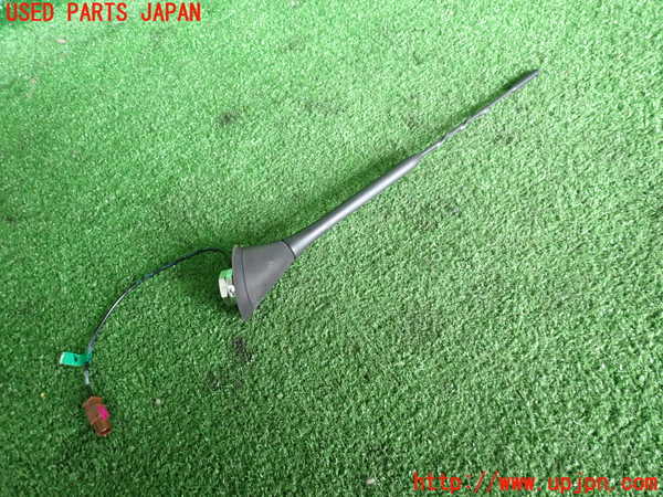2UPJ-32456550]アウディ・A1 スポーツバック(8XCHZ)アンテナ 中古_m0001.jpg
