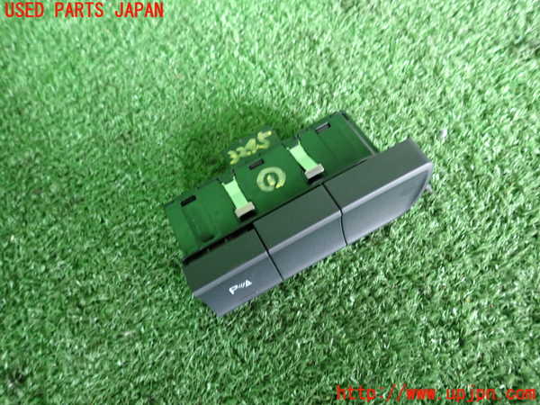 2UPJ-32456306]アウディ・A1 スポーツバック(8XCHZ)スイッチ1 (パークディスタンス) 中古_m0002.jpg