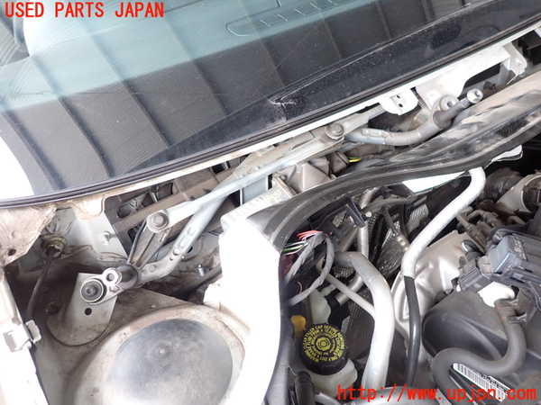 2UPJ-32456770]アウディ・A1 スポーツバック(8XCHZ)フロントワイパーモーター 中古_m0001.jpg