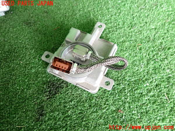 2UPJ-32456432]アウディ・A1 スポーツバック(8XCHZ)バラストバーナーセット2 左側 中古_m0003.jpg