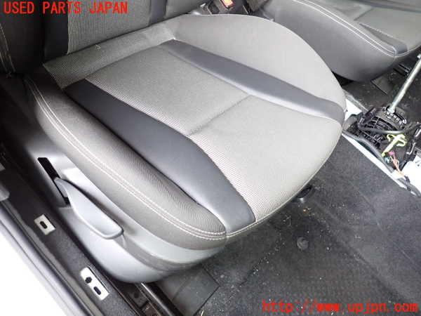 2UPJ-32457035]アウディ・A1 スポーツバック(8XCHZ)運転席シート 中古_m0003.jpg