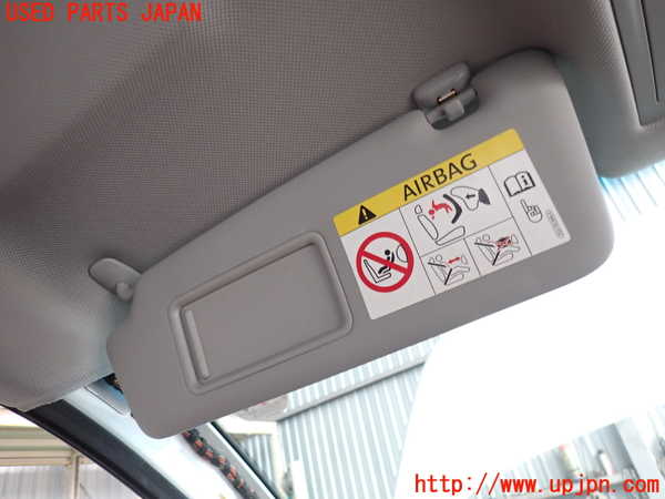 2UPJ-32457630]アウディ・A1 スポーツバック(8XCHZ)室内サンバイザー左側 中古_m0002.jpg