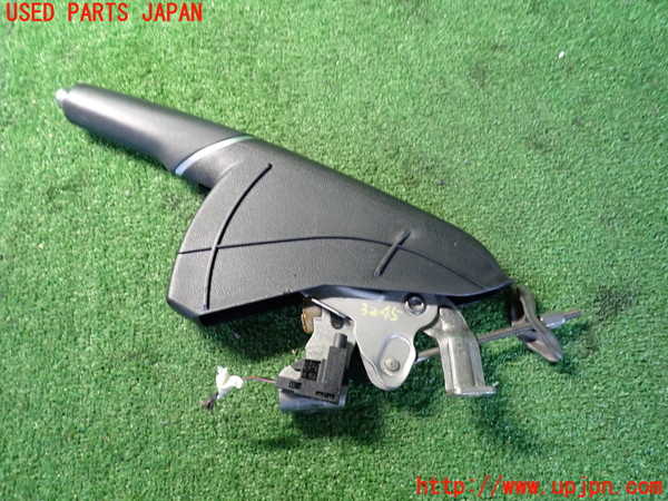 2UPJ-32457550]アウディ・A1 スポーツバック(8XCHZ)サイドブレーキレバー 中古_m0001.jpg