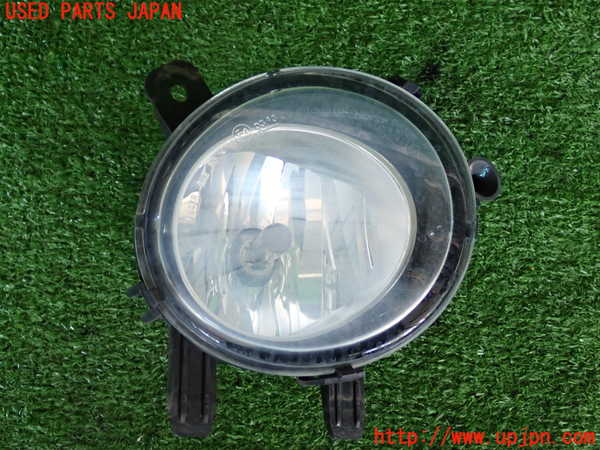 2UPJ-32461180]BMW 116i(1A16)(F20)右フォグ 中古_m0001.jpg