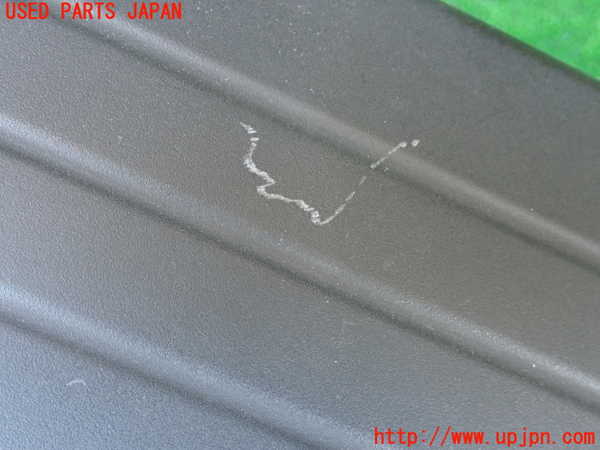 2UPJ-32462560]BMW 116i(1A16)(F20)エアクリーナーボックス 中古_m0002.jpg