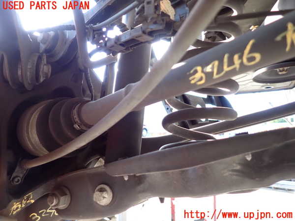 2UPJ-32464020]BMW 116i(1A16)(F20)右リアドライブシャフト 中古_m0002.jpg