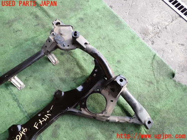 2UPJ-32465285]BMW 116i(1A16)(F20)フロントメンバー 中古_m0002.jpg