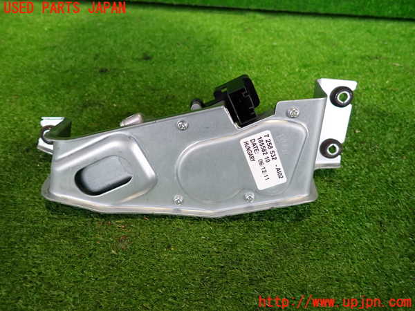 2UPJ-32466775]BMW 116i(1A16)(F20)リアワイパーモーター 中古_m0003.jpg