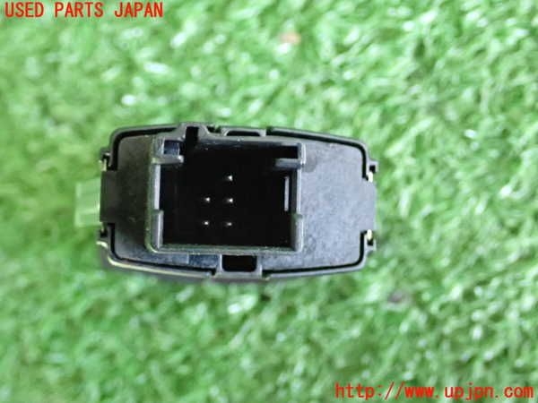 2UPJ-32466290]BMW 116i(1A16)(F20)ハザードスイッチ 中古_m0003.jpg