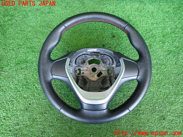 2UPJ-32467855]BMW 116i(1A16)(F20)ステアリングホイール 中古_m0001.jpg