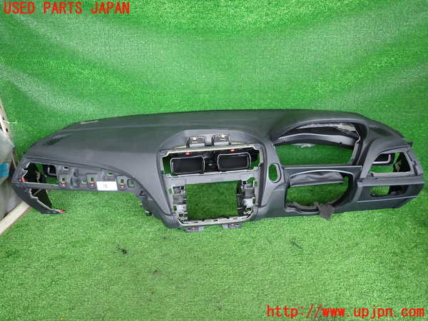 2UPJ-32467505]BMW 116i(1A16)(F20)ダッシュボード 中古_m0001.jpg