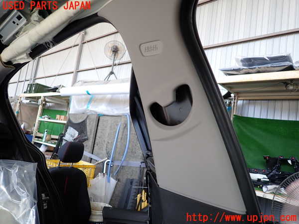 2UPJ-32467670]BMW 116i(1A16)(F20)左センターピラートリム 中古_m0002.jpg