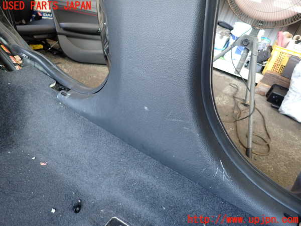 2UPJ-32467670]BMW 116i(1A16)(F20)左センターピラートリム 中古_m0004.jpg