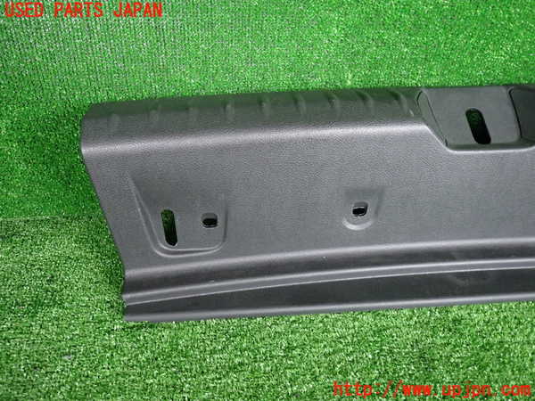 2UPJ-32467691]BMW 116i(1A16)(F20)内装トリム類1 中古_m0003.jpg