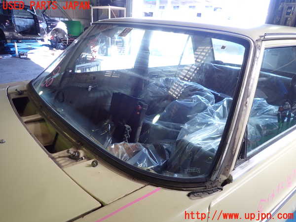 1UPJ-32471195]ベンツ 240D(115117)W115フロントガラス 中古_m0004.jpg