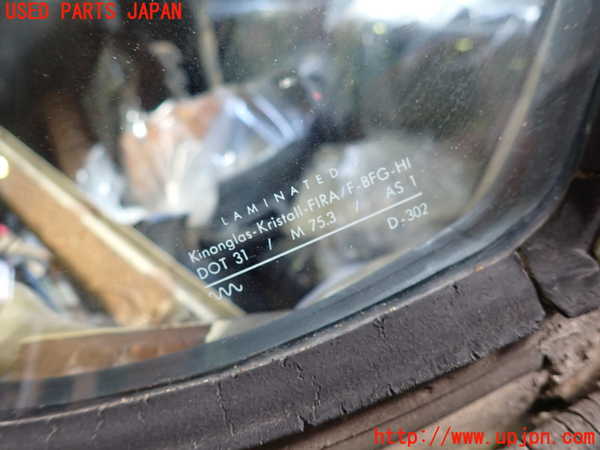 1UPJ-32471195]ベンツ 240D(115117)W115フロントガラス 中古_m0005.jpg