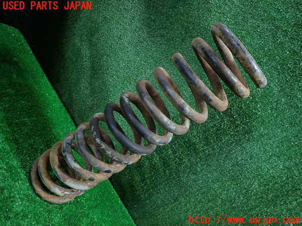 1UPJ-32475090]ベンツ 240D(115117)W115右フロントスプリング 中古_m0001.jpg