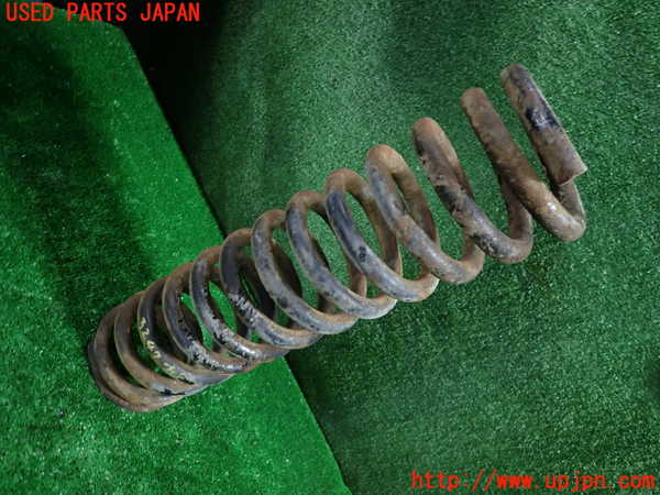 1UPJ-32475095]ベンツ 240D(115117)W115左フロントスプリング 中古_m0001.jpg