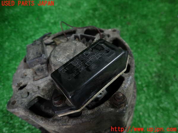 1UPJ-32476015]ベンツ 240D(115117)W115オルタネーター(ダイナモ) 中古_m0005.jpg