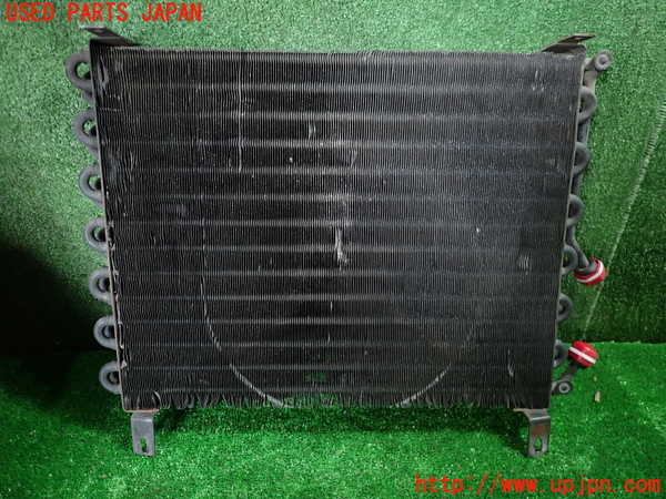 1UPJ-32476031]ベンツ 240D(115117)W115エアコンコンデンサー1 中古_m0004.jpg