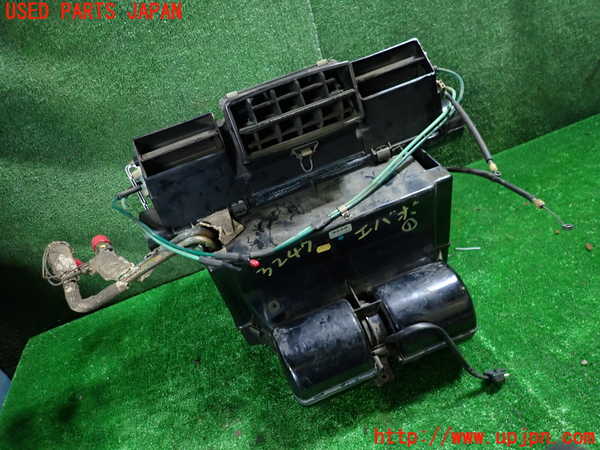 1UPJ-32476081]ベンツ 240D(115117)W115エバポレーター1 中古_m0001.jpg