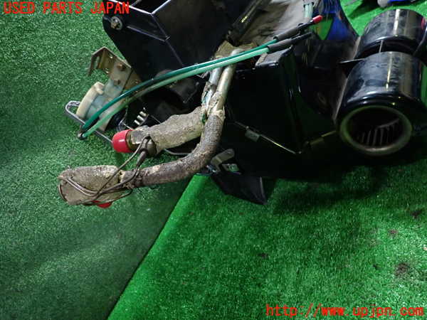 1UPJ-32476081]ベンツ 240D(115117)W115エバポレーター1 中古_m0003.jpg