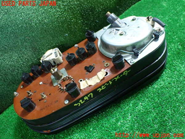 1UPJ-32476170]ベンツ 240D(115117)W115スピードメーター 中古_m0003.jpg