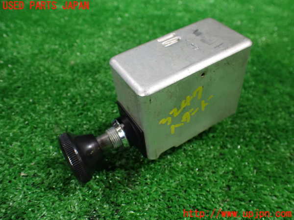 1UPJ-32476290]ベンツ 240D(115117)W115ハザードスイッチ 中古_m0002.jpg