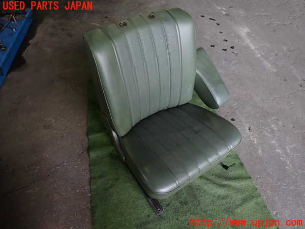 1UPJ-32477035]ベンツ 240D(115117)W115運転席シート 中古_m0001.jpg