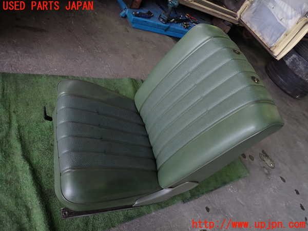 1UPJ-32477065]ベンツ 240D(115117)W115助手席シート 中古_m0001.jpg
