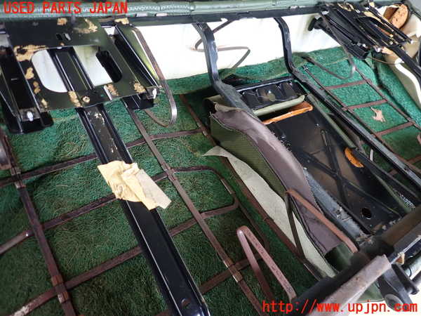 1UPJ-32477385]ベンツ 240D(115117)W115リアシート 中古_m0005.jpg